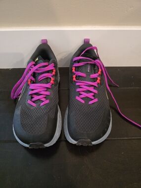 Women's Altra Black Athletic Sneakers with Pink Accents